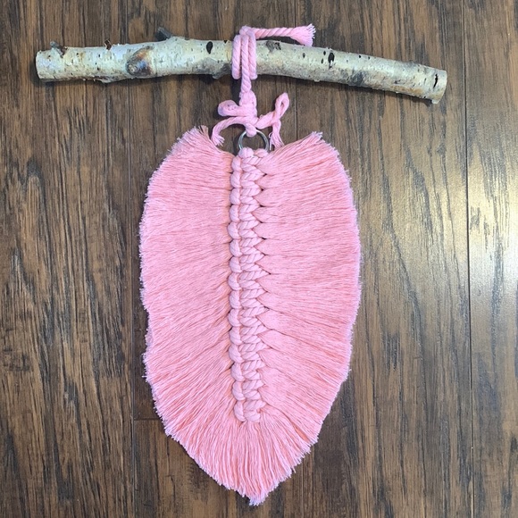 Handmade Feather Wall Decor - Picture 2 of 11